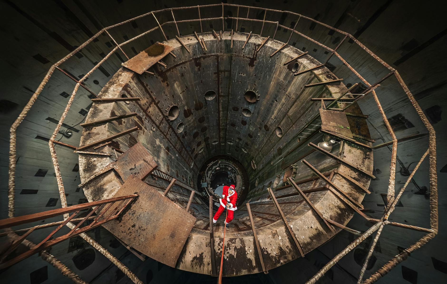 Construction Starts Decline: Navigating Megaproject Pullback with BIM Efficiency